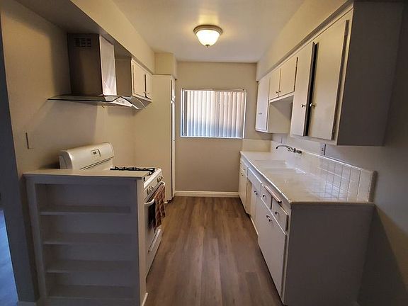 4th image of 230 S Bandy Ave APT 12