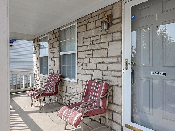 5th image of 2265 Owl St