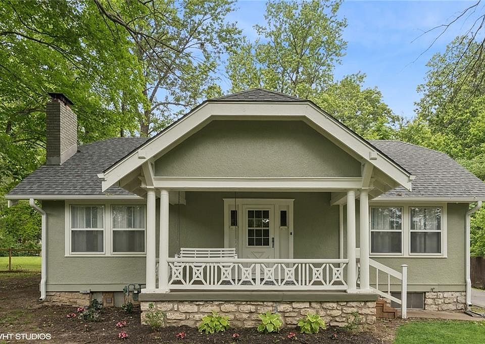 1st image of 6012 Barrymore Dr