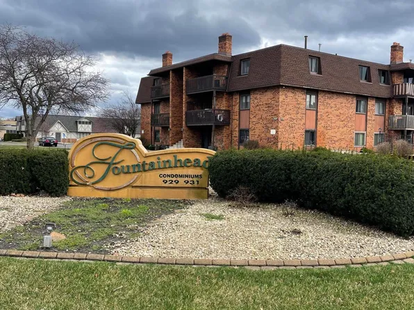 929 W Glen Park Ave APT 203, Griffith, IN 46319