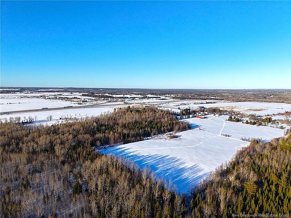 4th image of 2912 Fredericton Rd