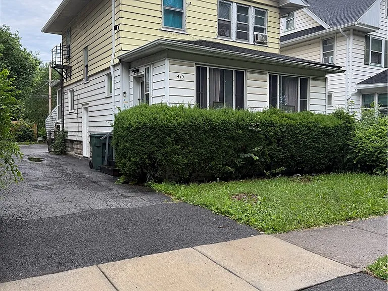 415 Magee Ave #2 — Photo 1
