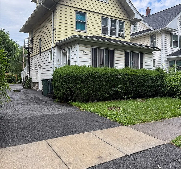 415 Magee Ave #2