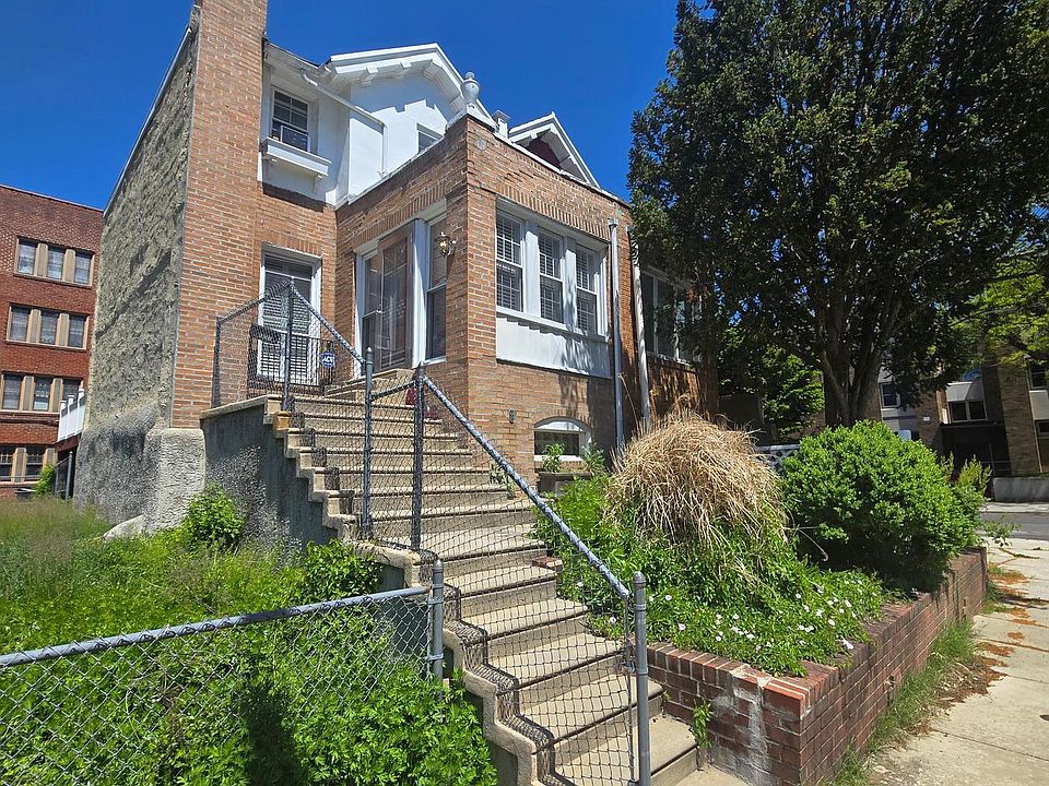 1st image of 6003 Cedarhurst St