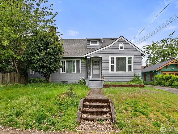 2nd image of 1813 Franklin Street SE