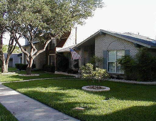 2nd image of 412 AMISTAD BLVD #0