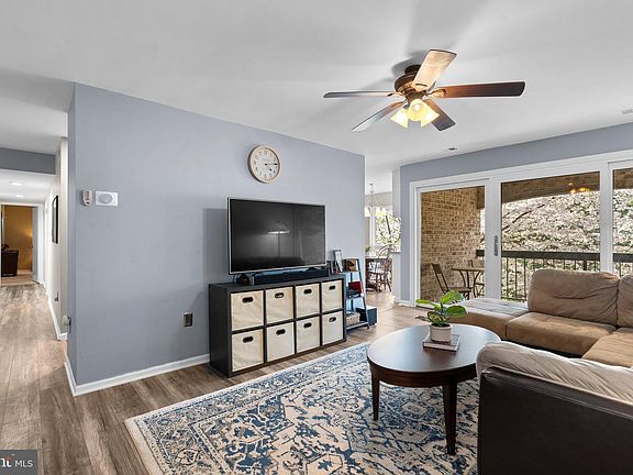 5th image of 419 Christopher Ave #137-22