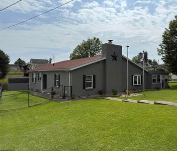 28 Fairway Ln, Fairmont, WV, 26554