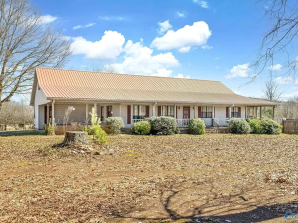 788 County Road 16, Danville, AL 35619