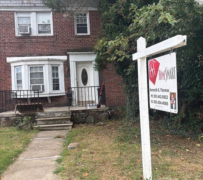 1st image of 709 N Augusta Ave