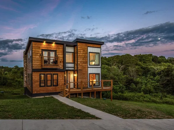 736 Bullwinkle Way, Sevierville, TN 37862