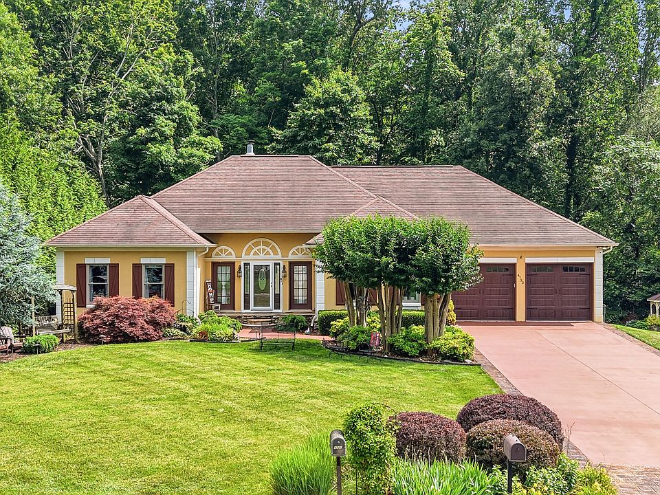 1st image of 4732 Fowler Dr