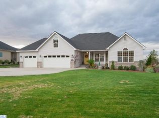1309 Quarterhorse Trl, Prosser, WA 99350