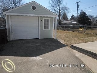 3rd image of 28489 Barton St