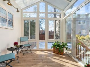 204 S Courthouse Rd, Arlington, VA 22204