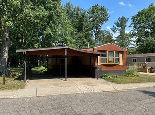 5764 Kelekent Ave SE, Kentwood, MI 49548