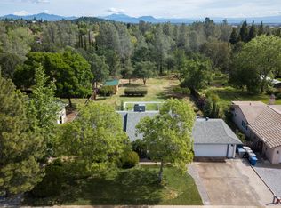 4132 Villa Dr, Redding, CA 96001