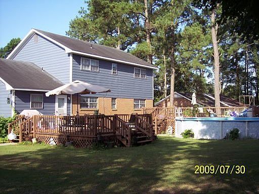 3rd image of 403 Woodhill Dr