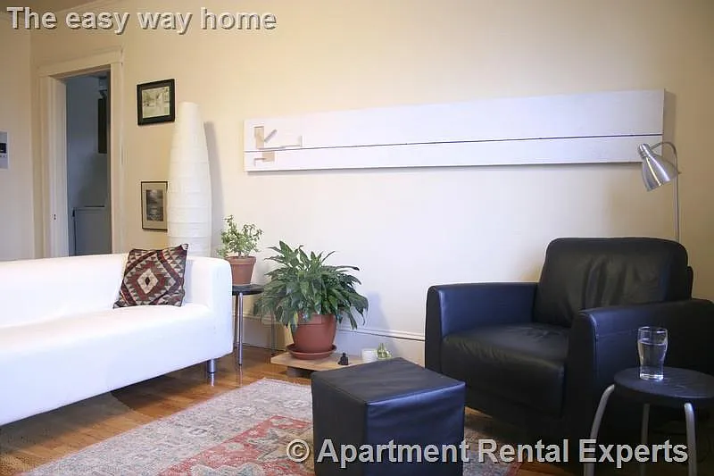 1 bed, $2,400 — Photo 2