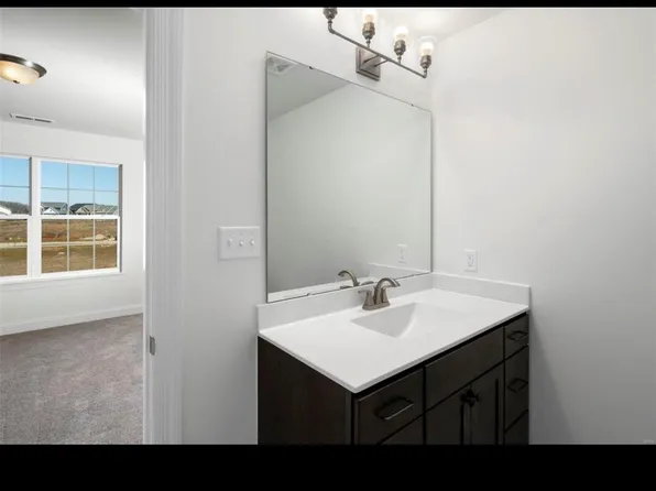 907 Black Bear Dr, House Springs, MO 63051