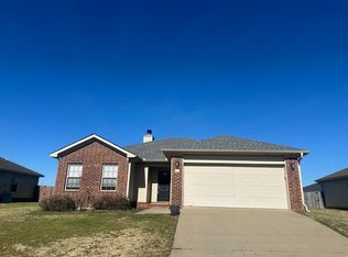 22 Lakeside Dr, Ward, AR 72176
