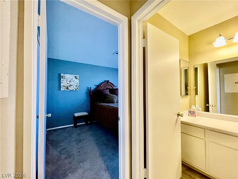 2040 Mesquite Ln #N-104 — Photo 12