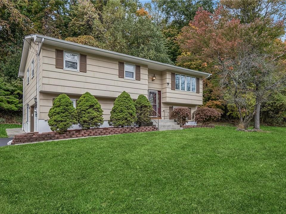 1st image of 30 Great Oaks Drive