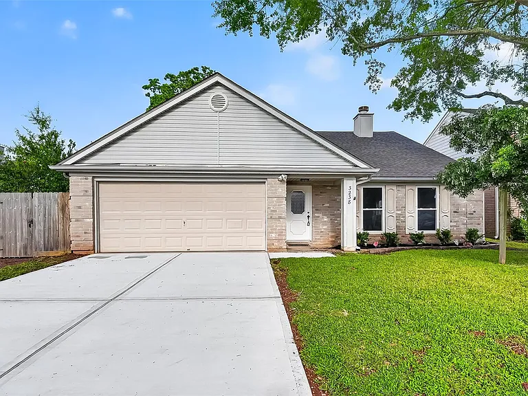 3238 E Rangecrest Pl — Photo 1
