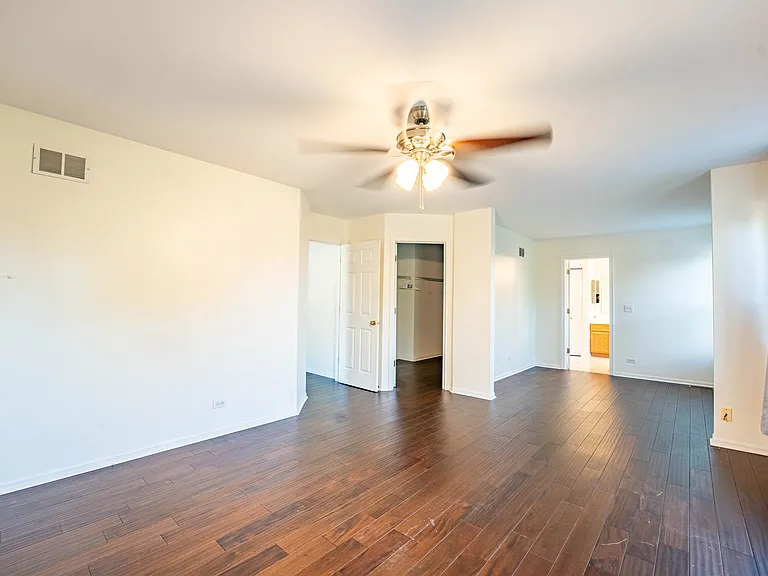 965 Summerhill Dr — Photo 17