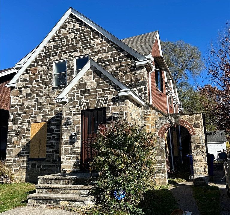 1st image of 3457 E 105th St
