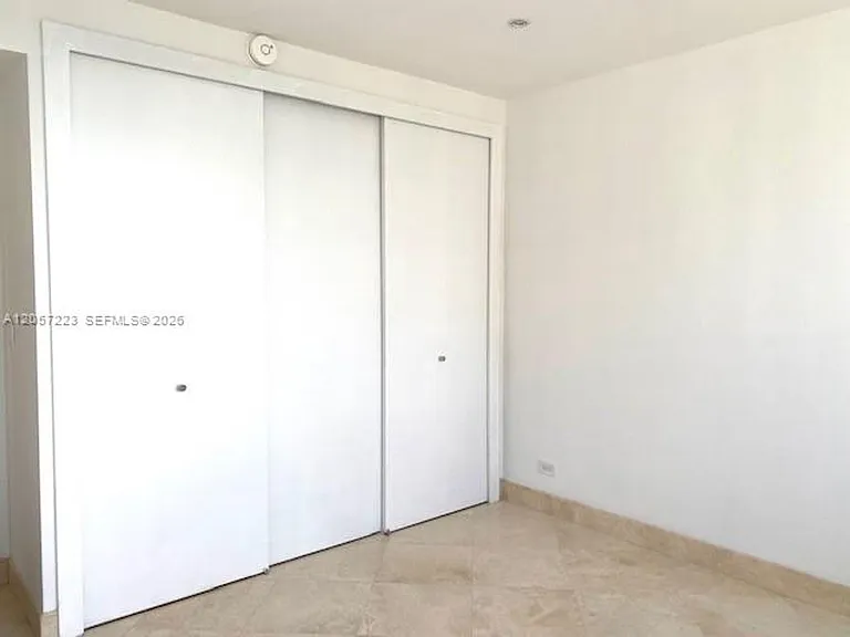1408 Brickell Bay Dr #CU-1009 — Photo 9