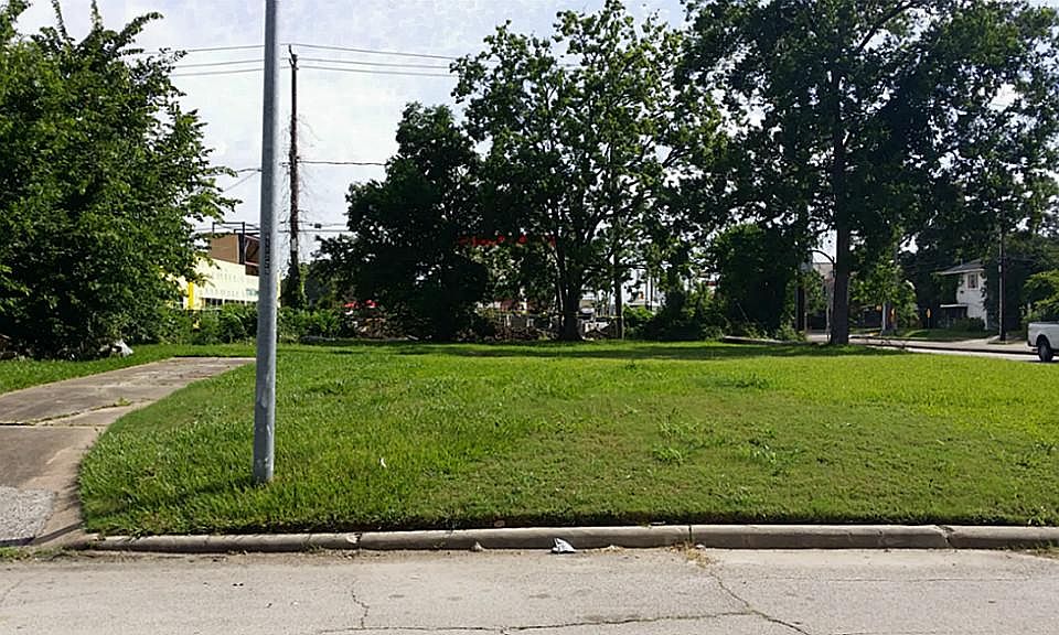 Veiw of the property from Wentworth St.