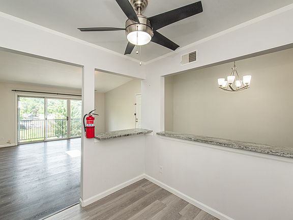 5th image of 132 Robertson Way