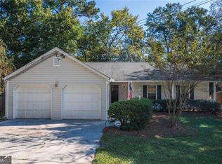 922 Riverstone Way, Woodstock, GA 30188
