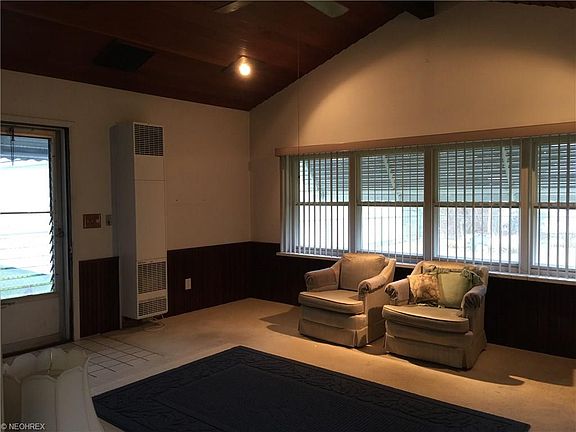 2nd image of 2052 Homewood Dr