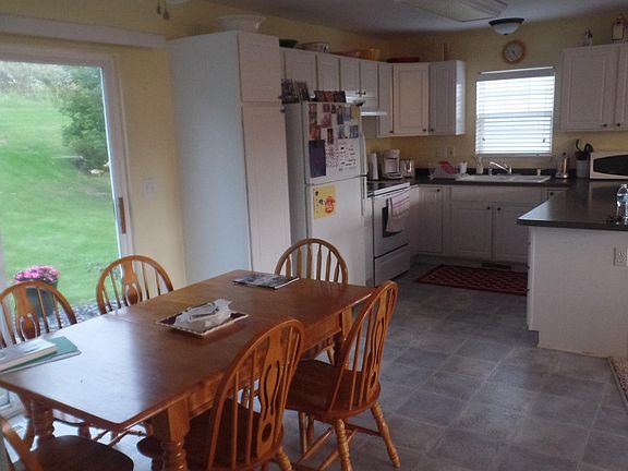 3rd image of 2226 Patrick Ln