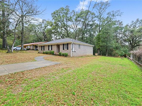 3rd image of 949 Knowles Ln