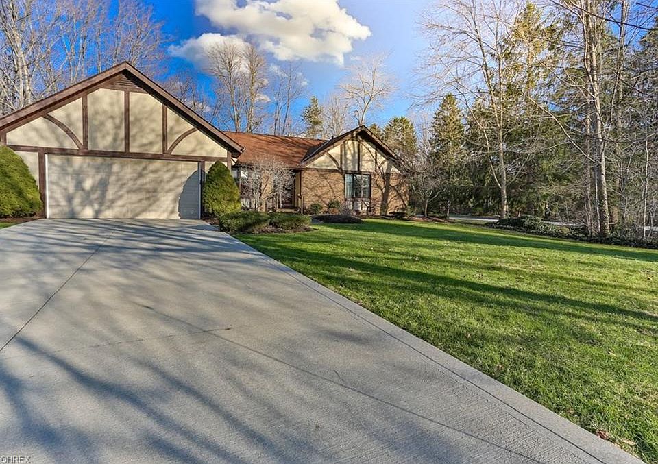 1st image of 5537 Clarendon Dr