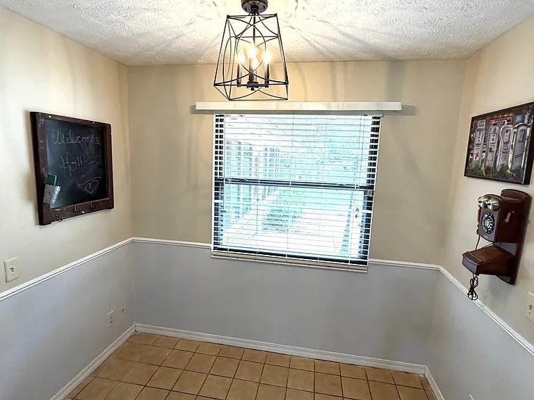 5495 Forrest Dr — Photo 7