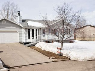 407 Hickey Ave, Evanston, WY 82930