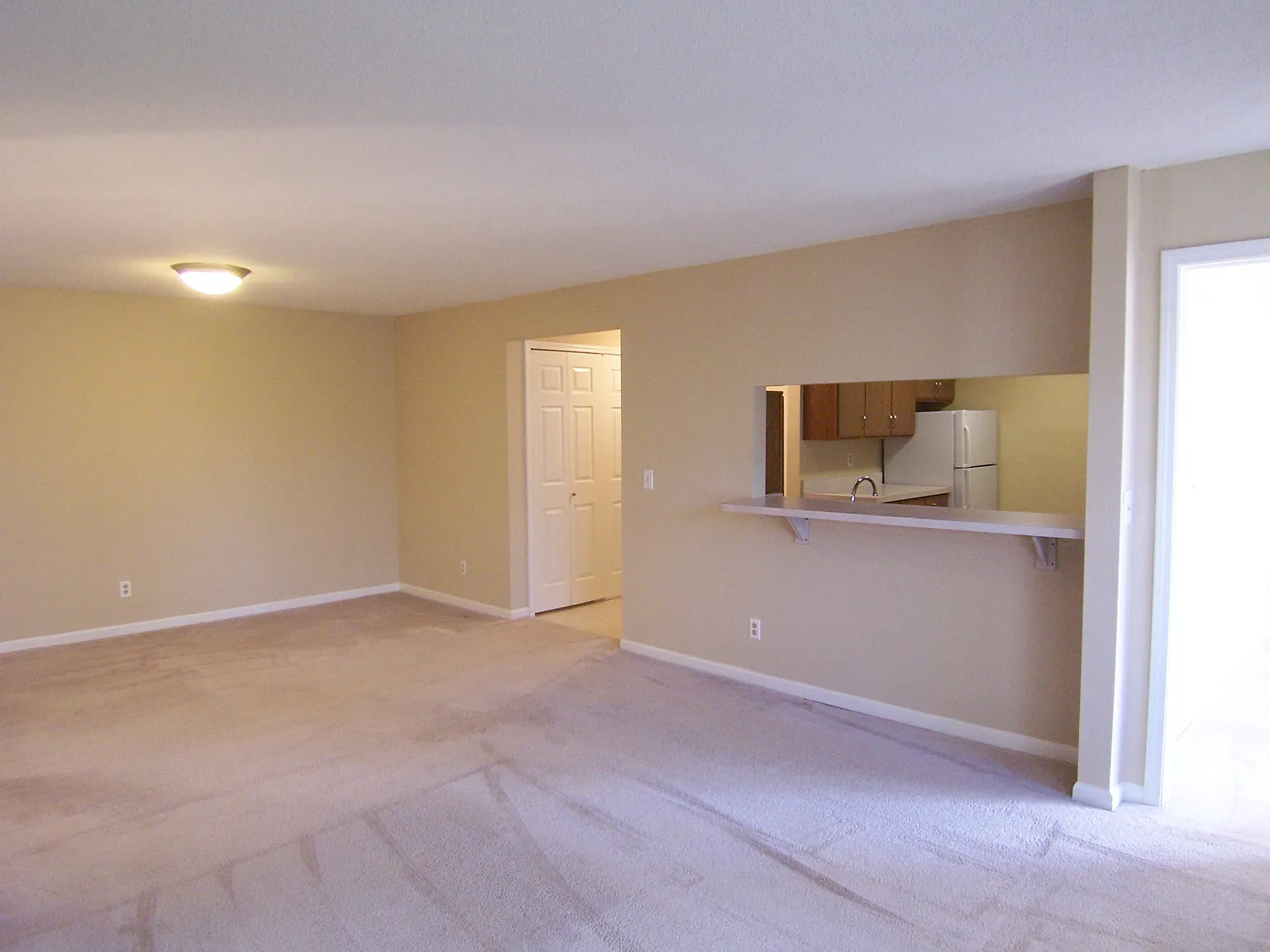 2 bed, 932 sqft, $1,395 — Photo 4