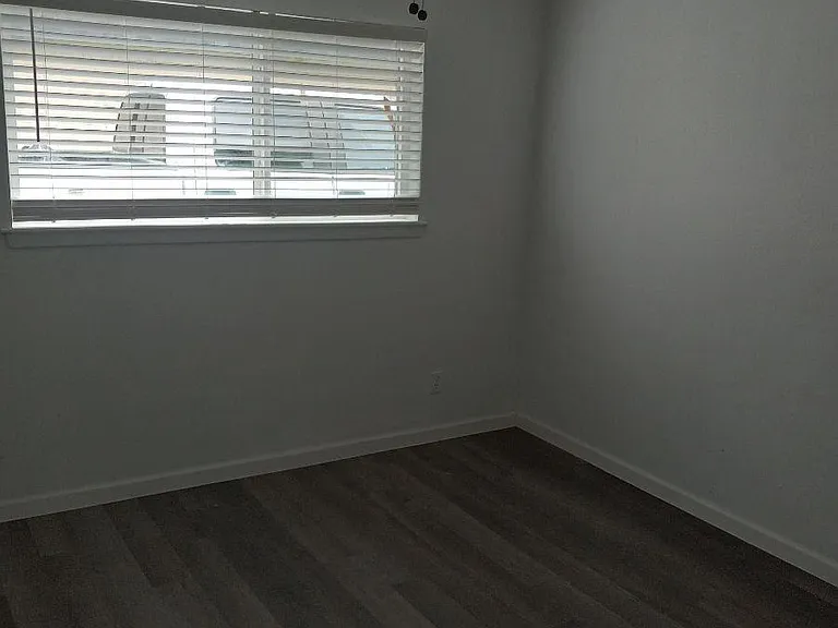 2681 Gessner Rd #402 — Photo 3