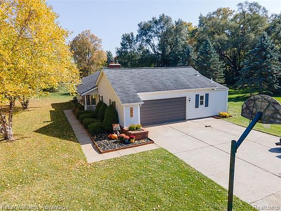 5th image of 1819 Sherlynn Dr