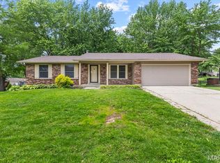 29 Weatherby Dr, Saint Peters, MO 63376