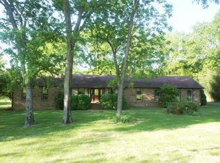 1913 Roanoke Dr, Lebanon, TN 37087