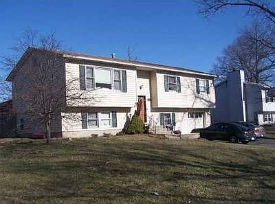 1st image of 121 Bodle Cir