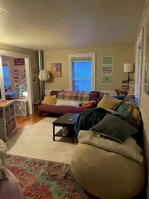 4 bed, 1400 sqft, $3,900 — Photo 1