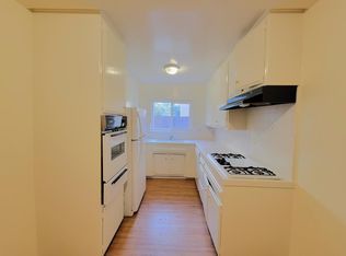 2332 S Beverly Glen Blvd APT 2, Los Angeles, CA 90064