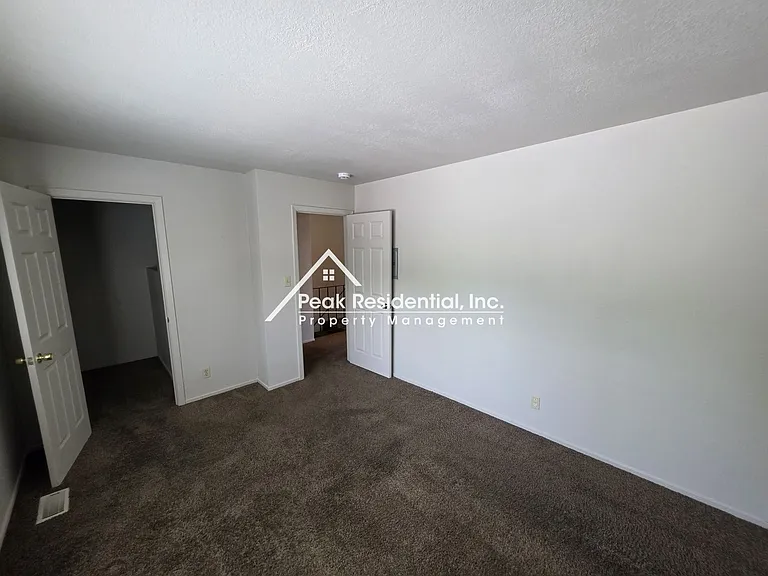 5948 Walerga Rd #3 — Photo 15