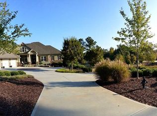 105 Ashmere Ct, Tyrone, GA 30290